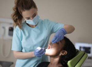 Odontologia Premium: conheça o curso e o mercado de trabalho